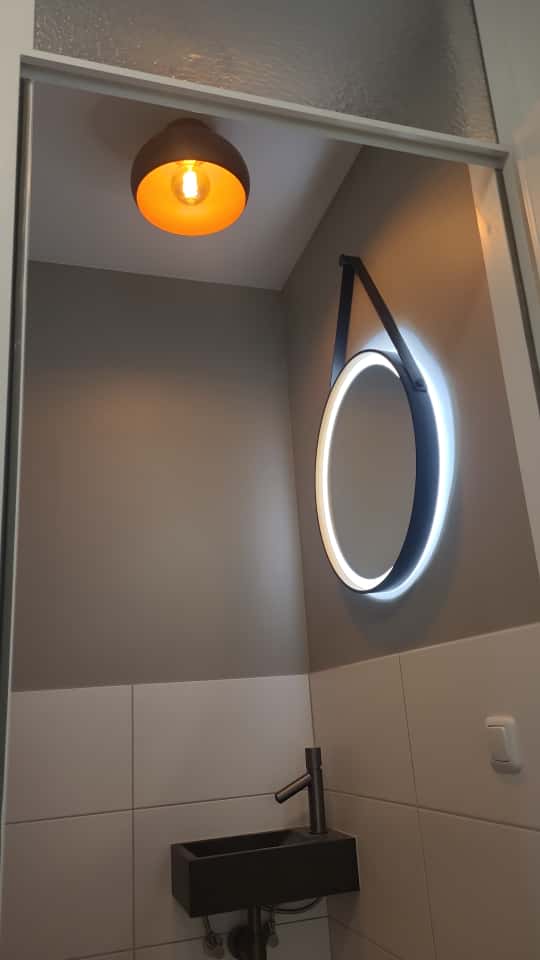 Inbouw nieuwe douche- & toiletruimte